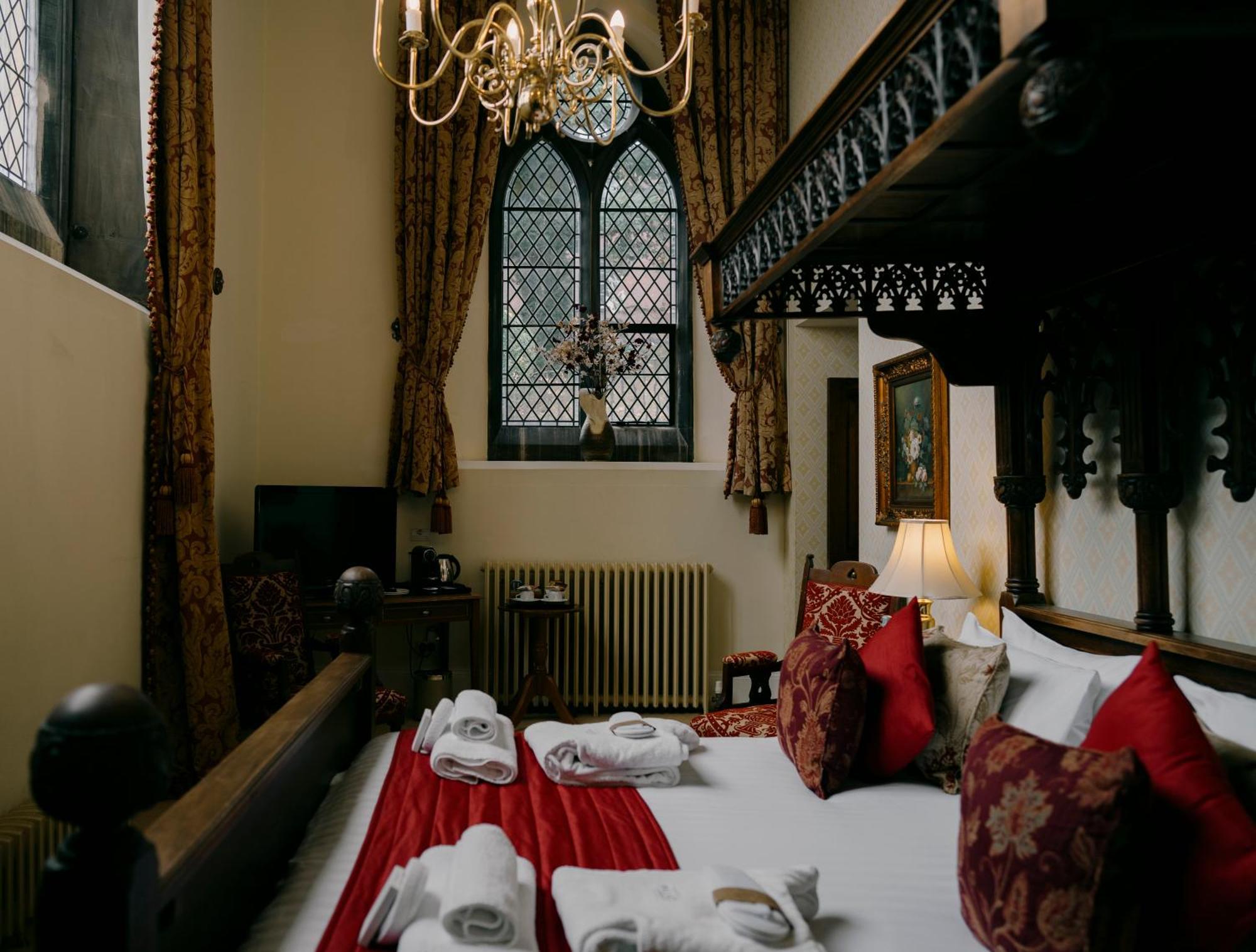 The Old Palace Lodge Lincoln Exterior photo